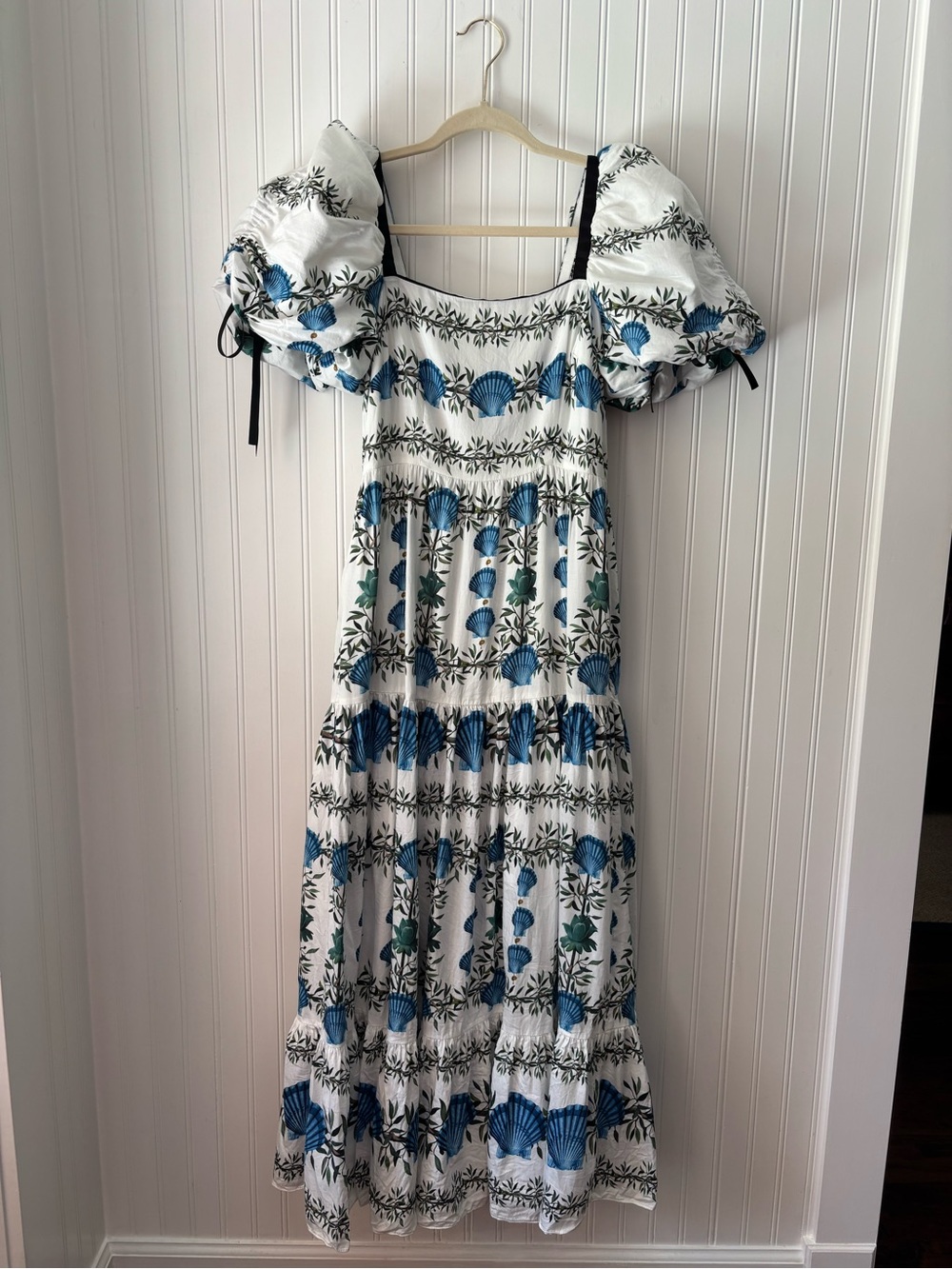ANTONIO MELANI White Dress with Blue Shell Print - Picture 2 of 6
